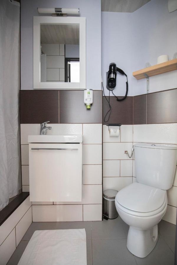 Wink Hotel Juvisy מראה חיצוני תמונה