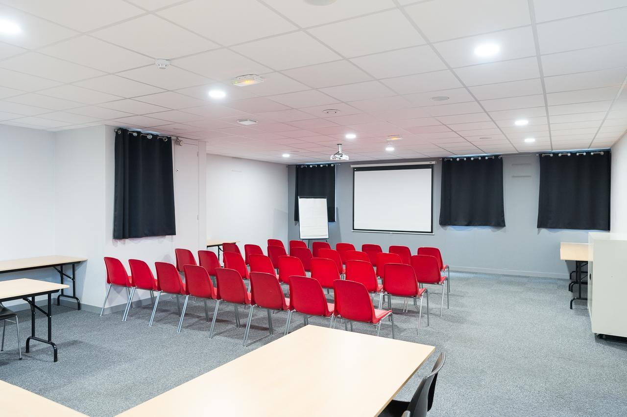 Wink Hotel Juvisy מראה חיצוני תמונה