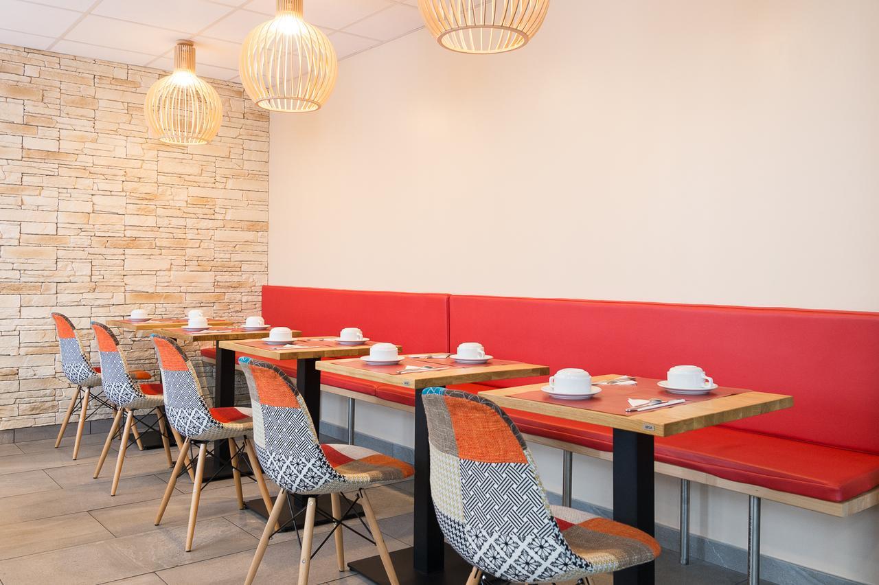 Wink Hotel Juvisy מראה חיצוני תמונה