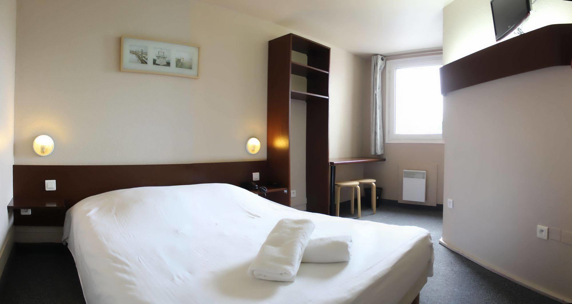 Wink Hotel Juvisy מראה חיצוני תמונה