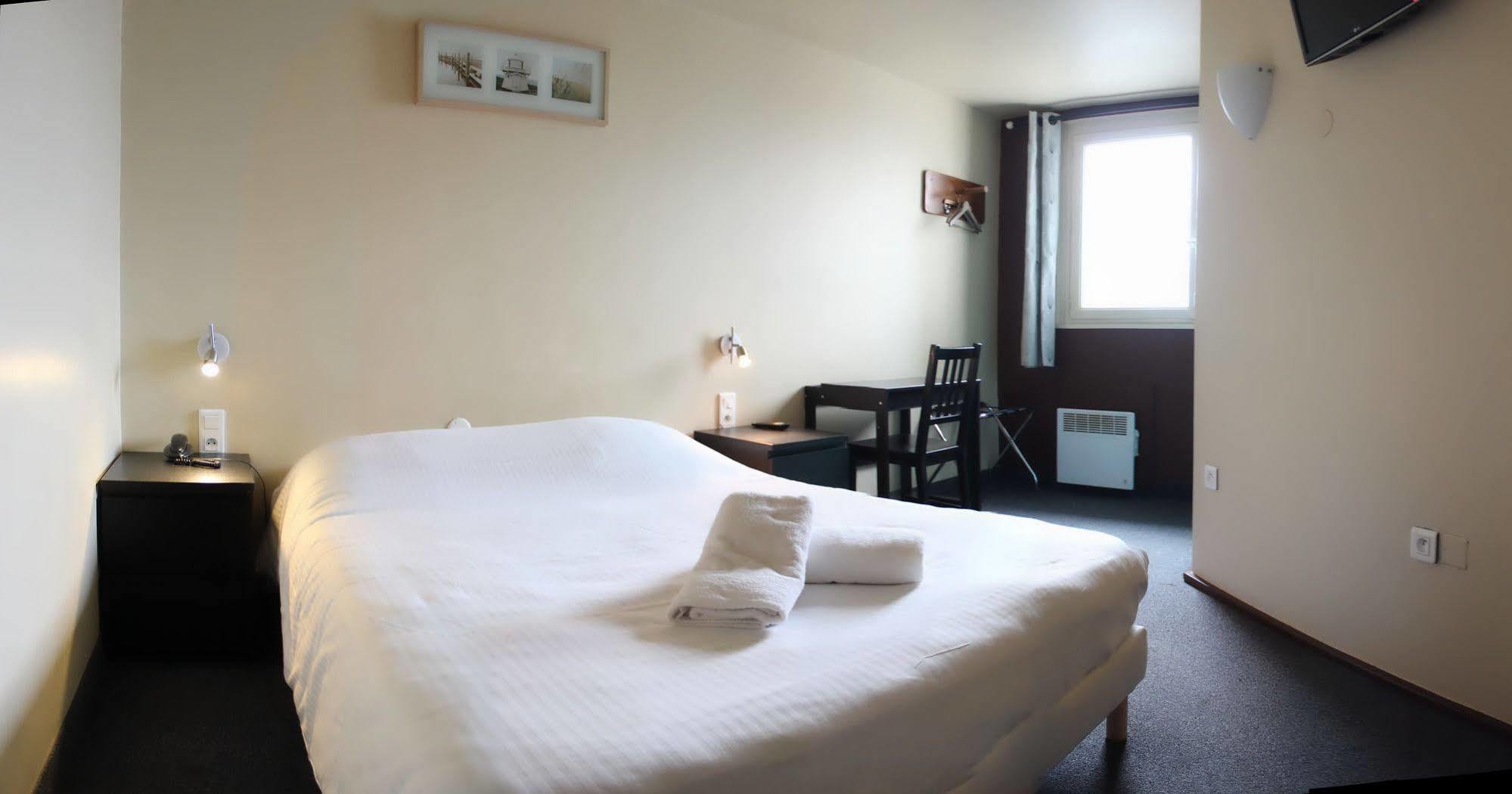 Wink Hotel Juvisy מראה חיצוני תמונה